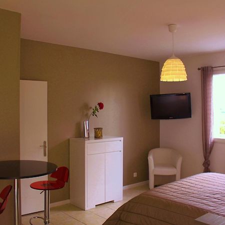 Le Haras Du Favry Apartman Palinges Kültér fotó